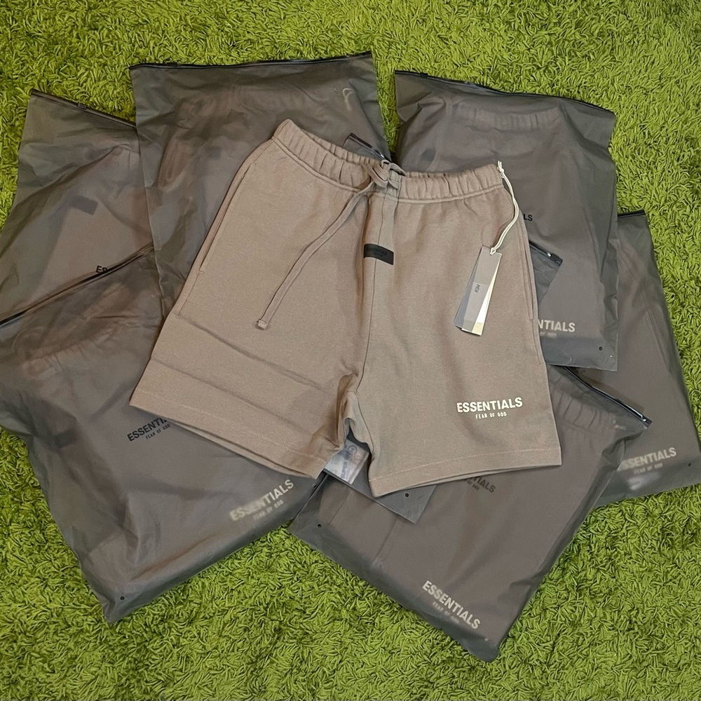 Essentials Fear of God Desert Taupe Shorts Brand New with bag and tags